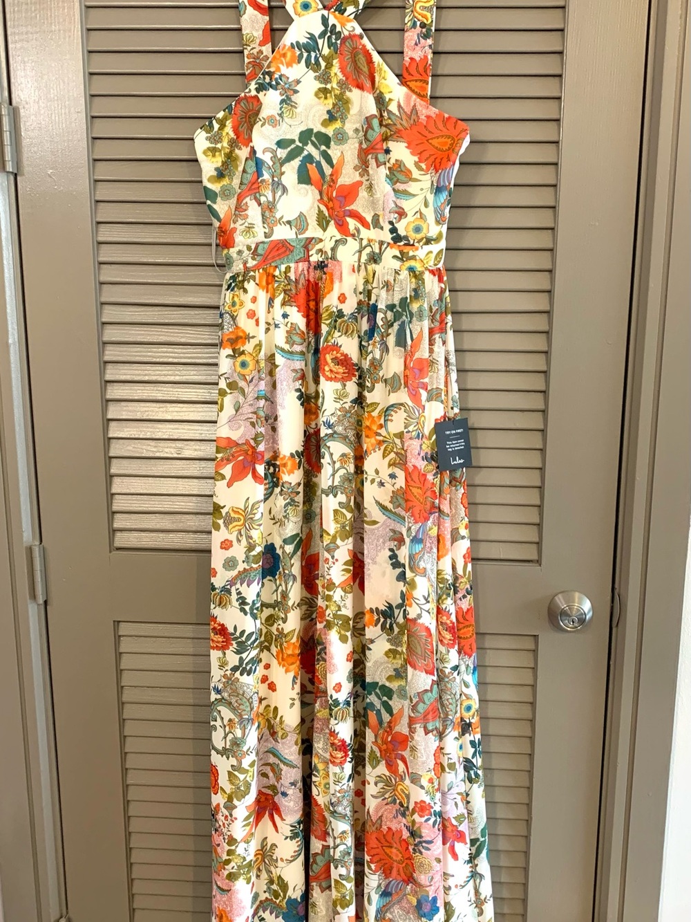 Lulu's White Floral Halter Maxi Dress with Multicolor Print. Size M. NWT - Picture 5 of 9